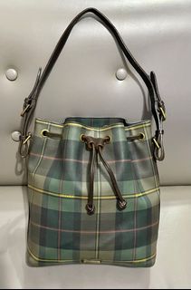 (Category: ) located in . Submitted by chicadeeshop (Listing ID 1240444621, Image 1). Description: .