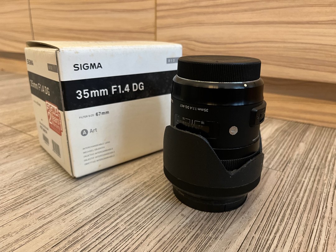 Sigma 35mm f1.4 art lens, Photography, Lens & Kits on Carousell