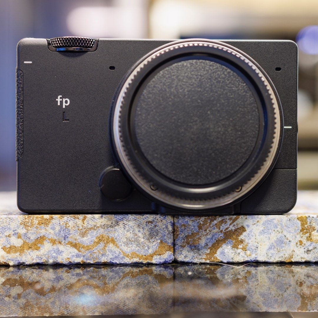 Sigma FP L Electronic Viewfinder EVF11 Kit + 45mm F2.8 DG DN