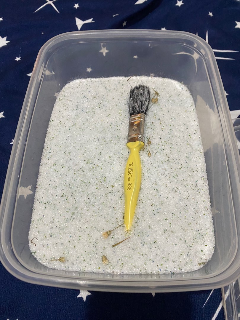 Silica Gel 1kg, Hobbies & Toys, Stationary & Craft, Flowers & Bouquets