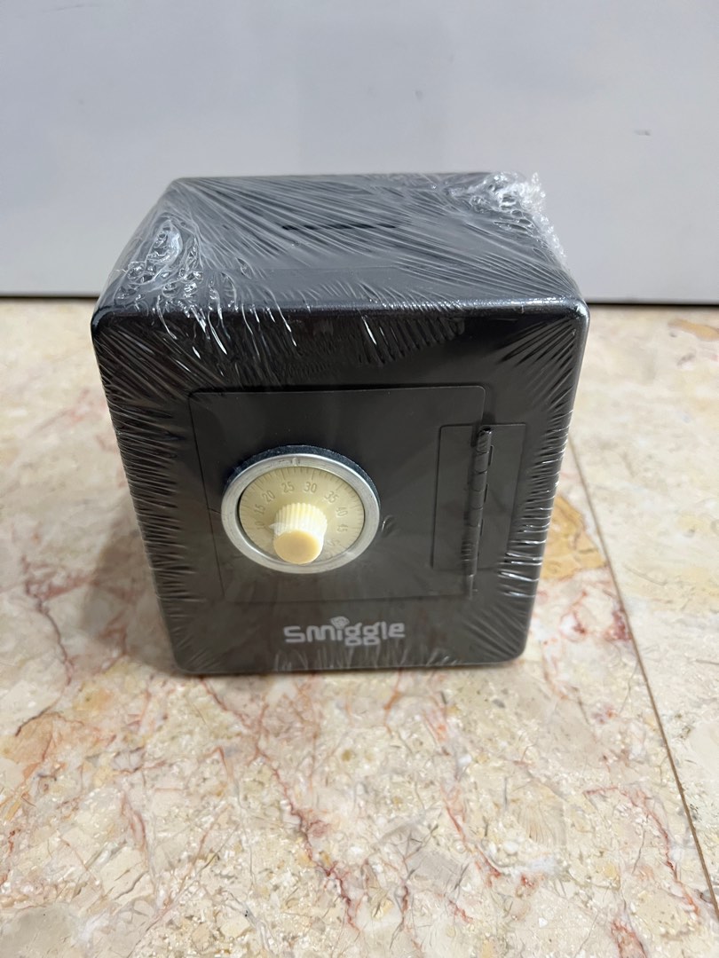 Smiggle money box safe, Hobbies & Toys, Stationery & Craft, Other