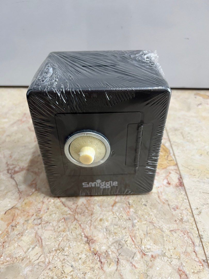 Smiggle money box safe, Hobbies & Toys, Stationery & Craft, Other