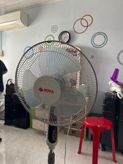 Sona Stand Fan