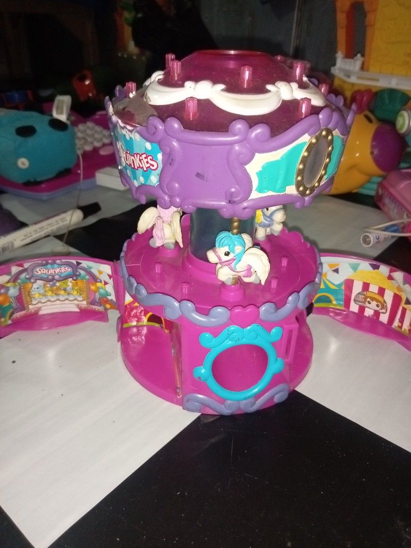 Squinkies carousel online