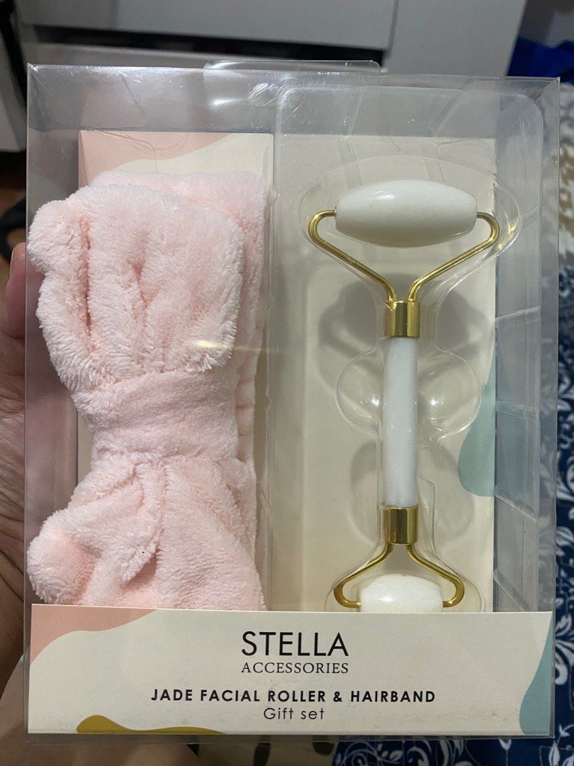Stella Facial Roller Gift Set (Category: Face Care) located in Rizal. Submitted by tin414 (Listing ID 1240407841, Image 1). Description: Rfs: Never used. Bdo bpi transfers or gcash only.