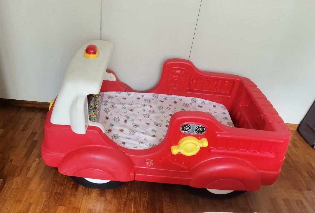 Little tikes step 2 fire engine toddler bed store