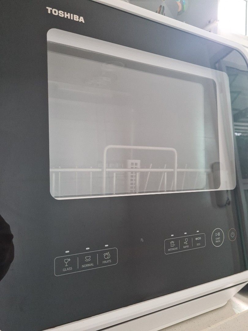toshiba countertop dishwasher 5L, TV & Home Appliances, Kitchen