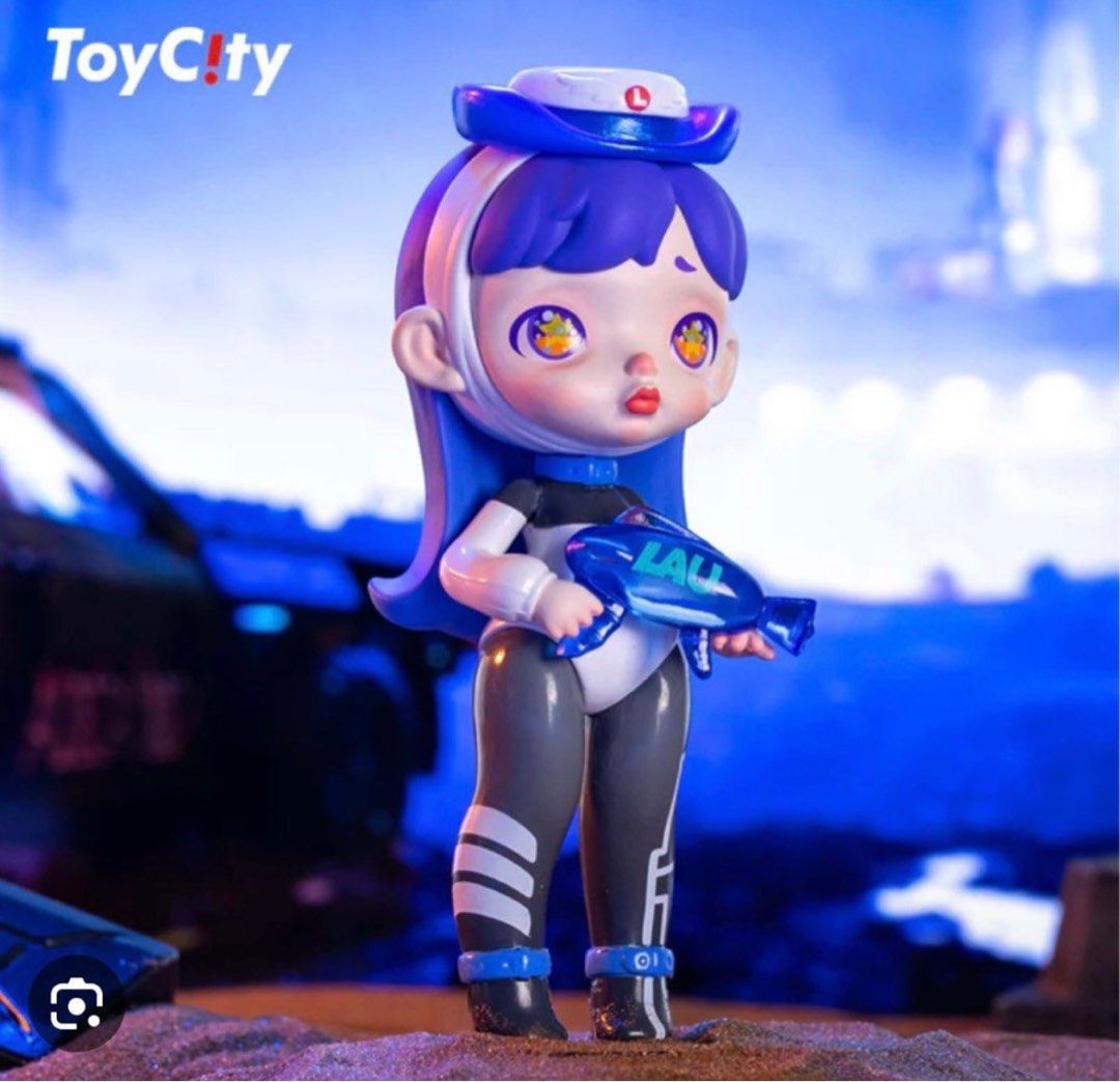ToyCity Laura Cyberpunk Series Handheld Girl, Skater Girl, Time Cop