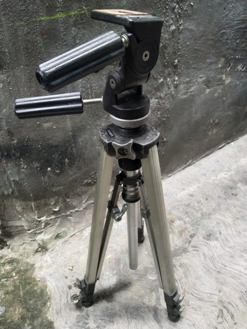 Tripod / Camera Standing 115cm Stainless Kuno Jadul Antik on Carousell