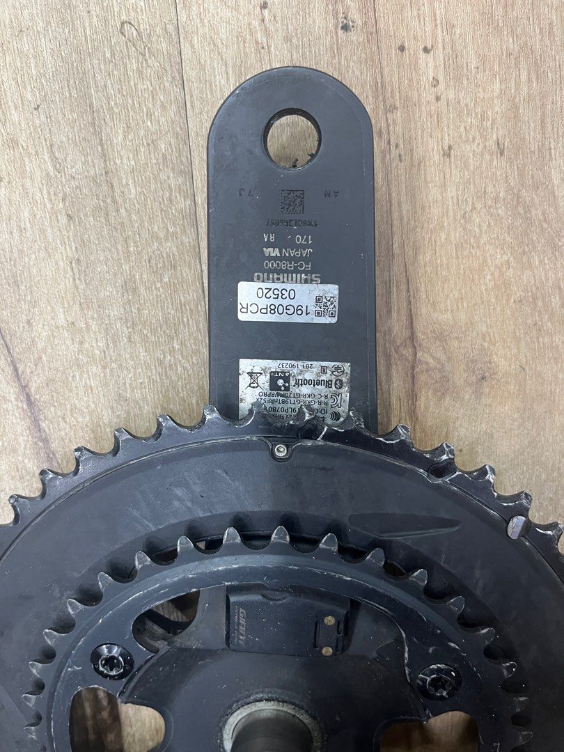 Ultegra Giant Power meter Crankset, Sports Equipment, Bicycles & Parts