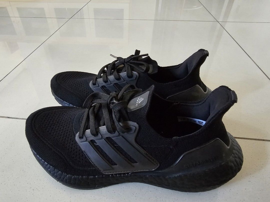 Ultraboost Light, Men's Fashion, Footwear, Casual shoes on Carousell