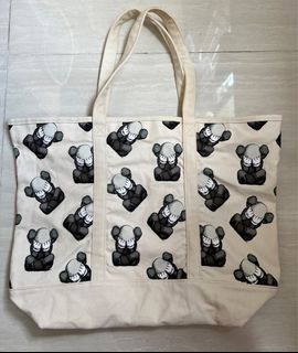 KAWS x UNIQLO COMPANION Tote Bag Holiday Natural SS19 JAPAN NEW