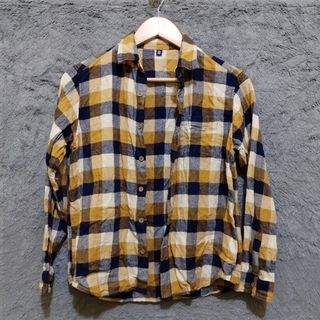 (Category: ) located in . Submitted by thriftmebro (Listing ID 1240457577, Image 1). Description: .