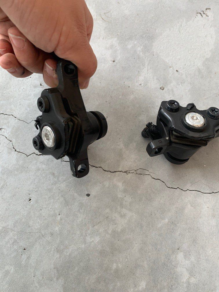 *USED* Tektro mechanical disc brake caliper, Sports Equipment, Bicycles