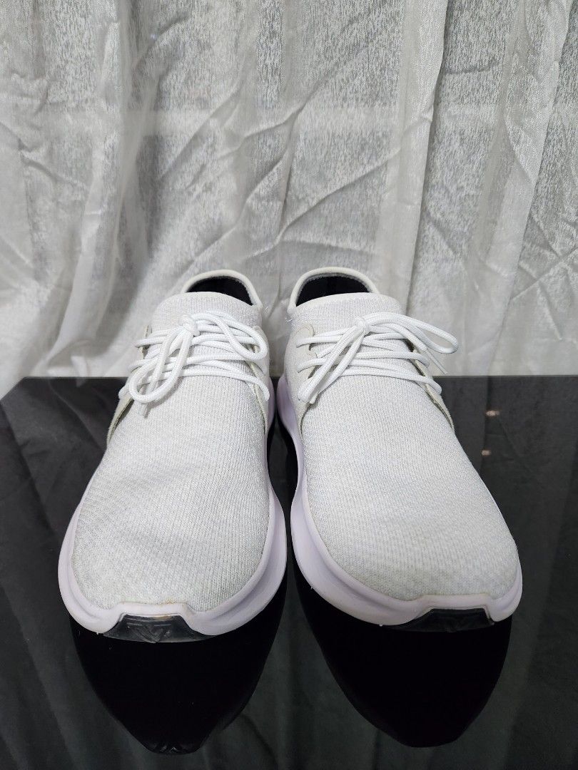 White shoes hotsell men 219