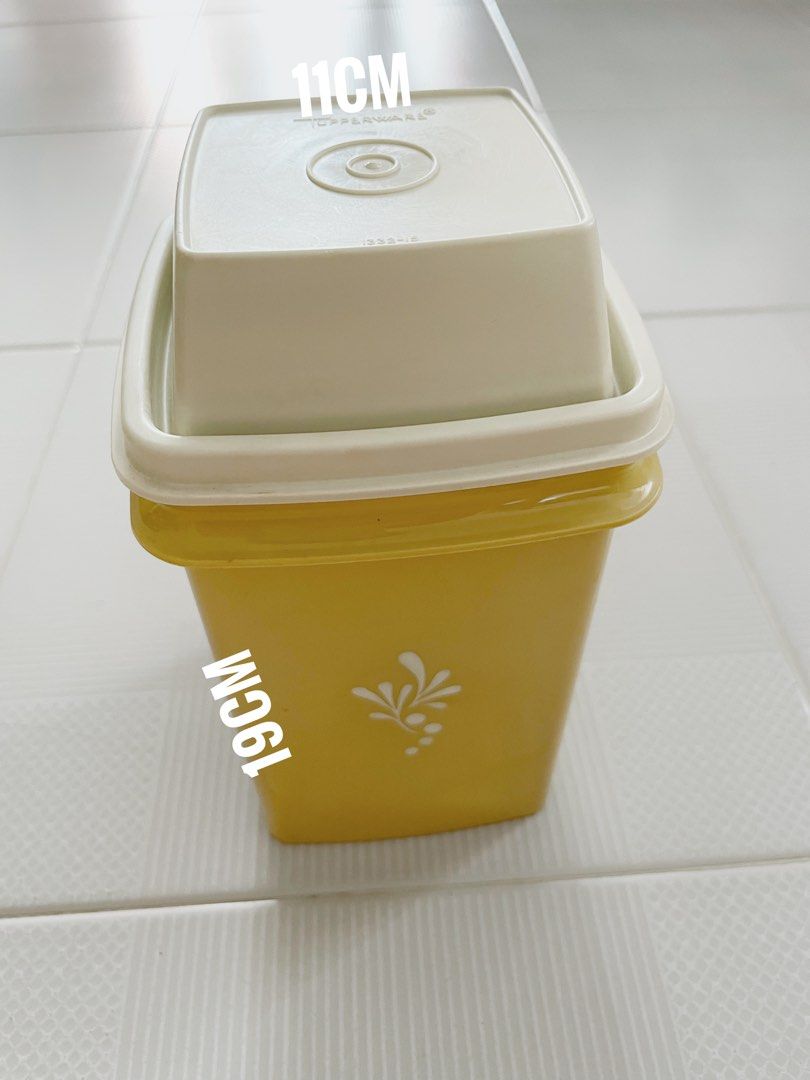 Vintage 70's Tupperware Deli Cold Cuts Cheese Keeper Marinade Container  Excellent Condition, Paprika Tupperware 1292 Frig Storage Container