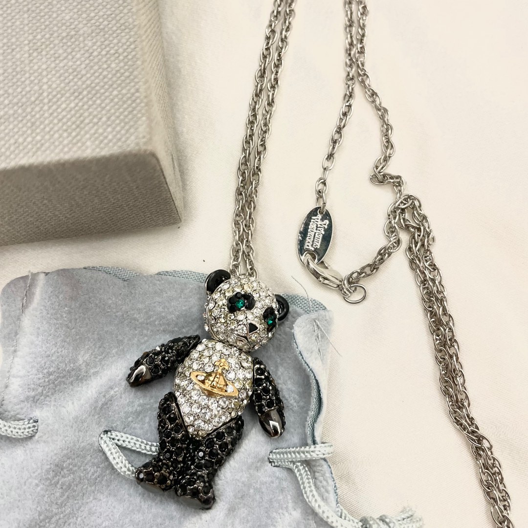Vivienne westwood outlet butterfly necklace