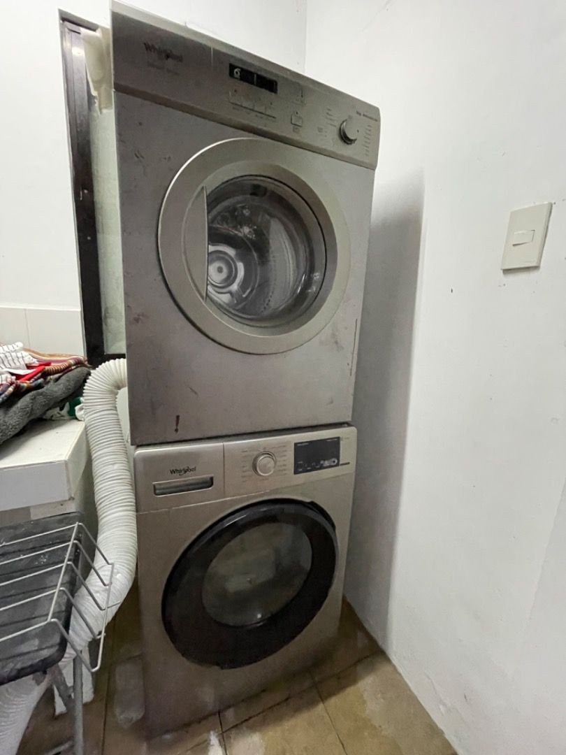 Whirlpool HeavyDuty Washing Machine & Dryer (Set), TV & Home