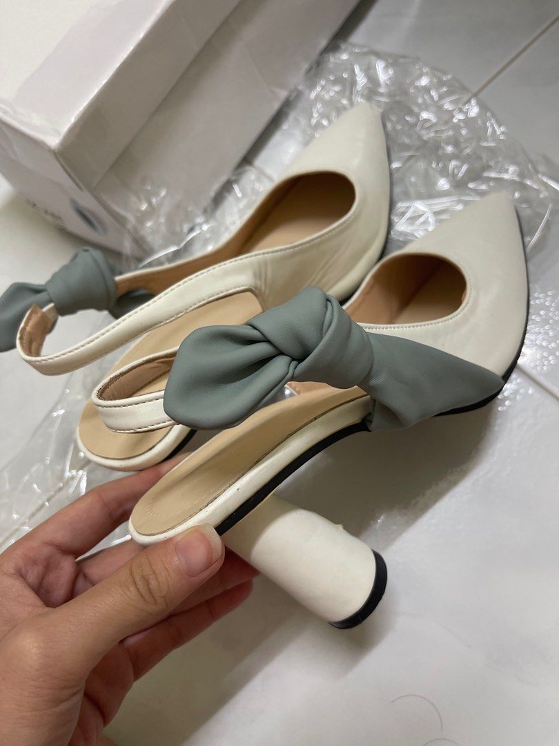 White heels BNIB Women s Fashion Footwear Heels on Carousell