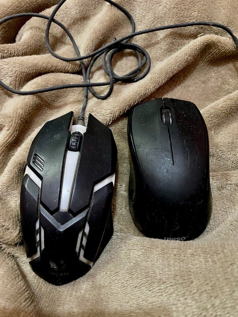 Wireless mouse and with wired (Category: Mouse & Mousepads) located in Manila. Submitted by opssyyyy (Listing ID 1240551369, Image 1). Description: 250 for both.