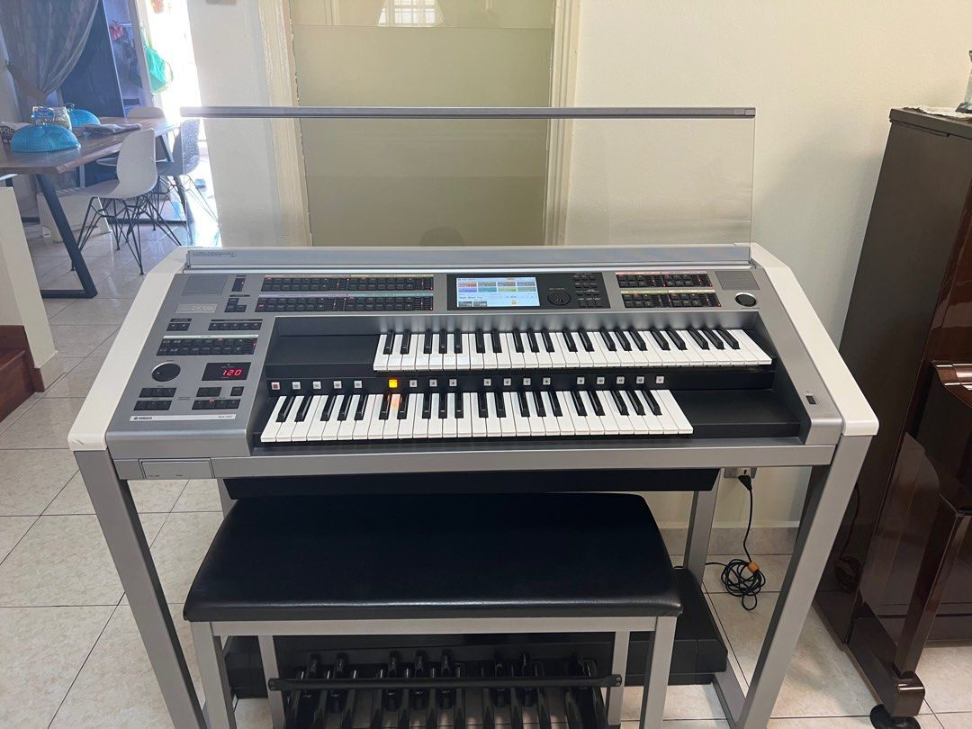 Yamaha Electone STAGEA ELS-02C, Hobbies & Toys, Music & Media 