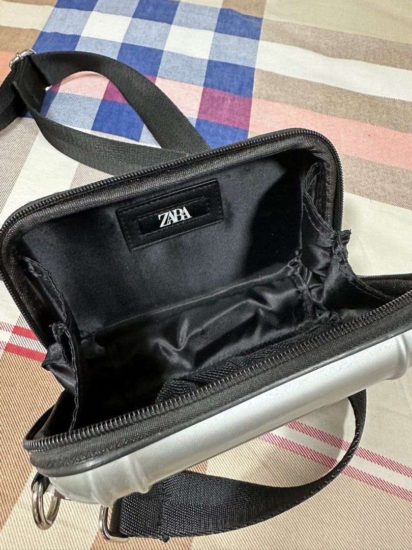 Rigid mini crossbody box bag 2025