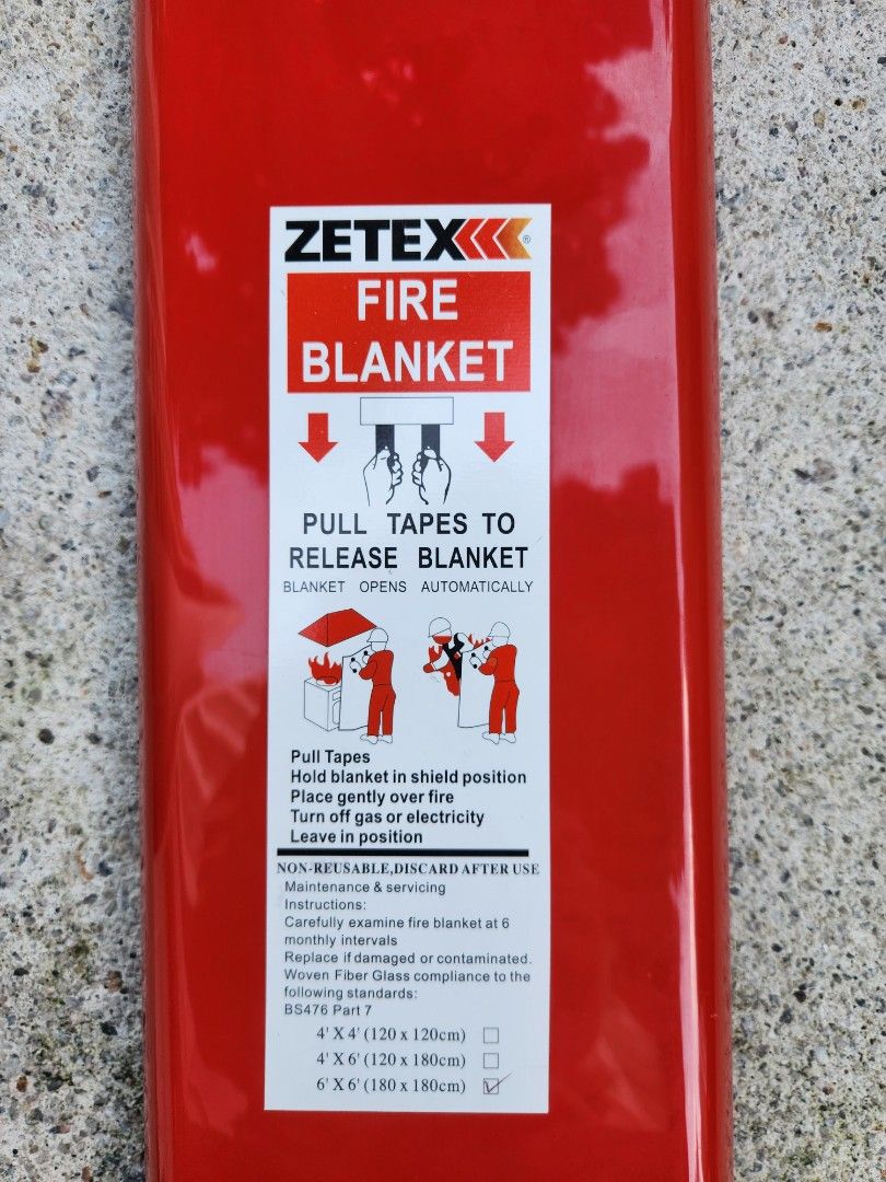ZETEX style 450 Fire Blanket, Furniture & Home Living, Home Improvement