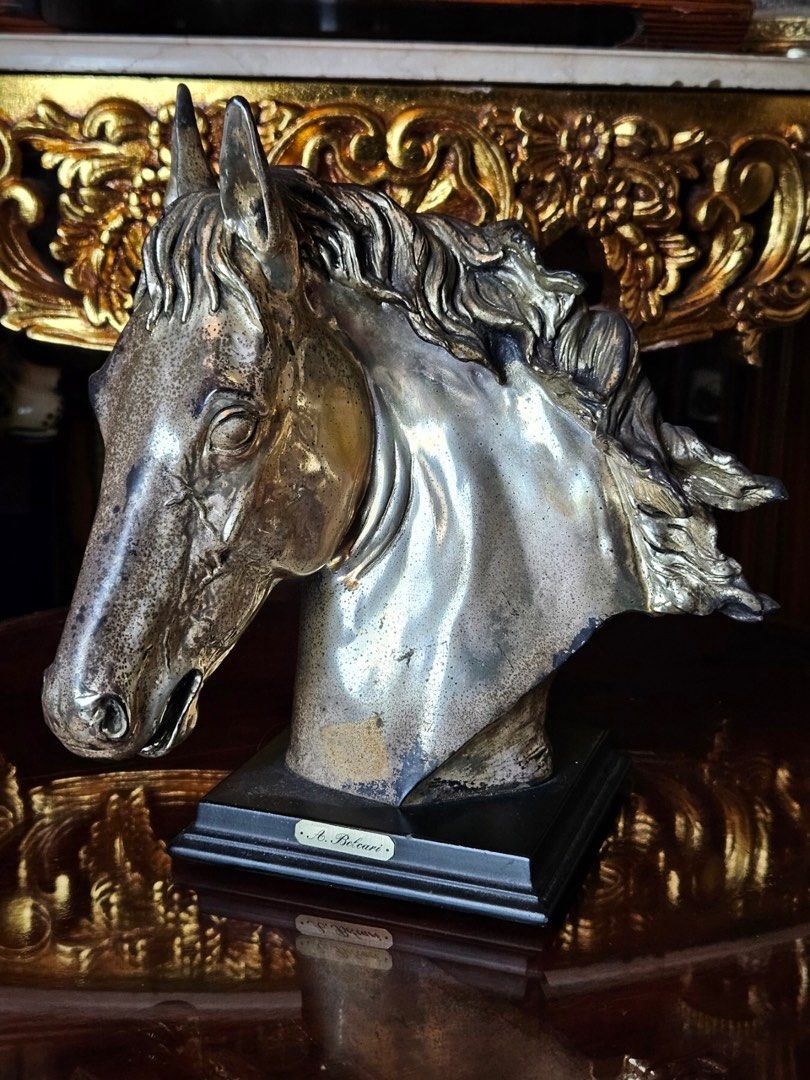 置物：【Auro Belcari】『Woman Horse Riding』 1989 Auro Belcari