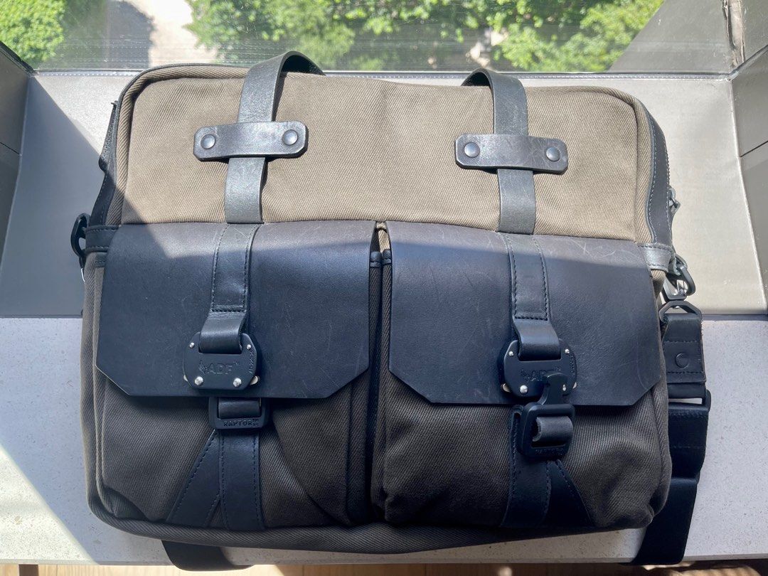 Allen edmonds deals bag