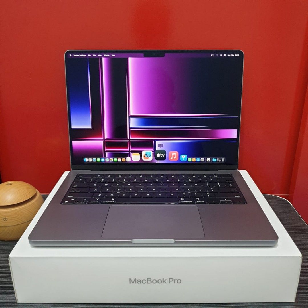 MacBook Pro 14.2インチ 2024・M4・16GB・SSD1TB (Apple MacBook Pro 14.2インチ 2024・M4・16GB・SSD1TB (Apple