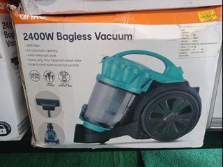 Bagless vacuum  2,400w  220v anko