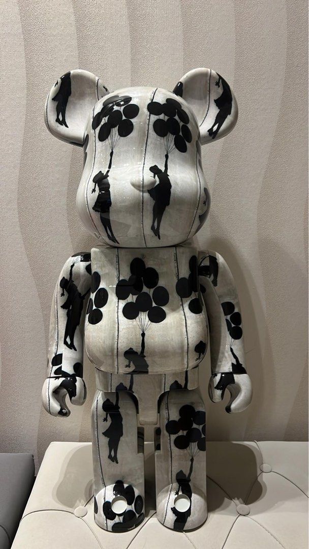 Medicom Toy Flying Balloon Girl (Banksy) Bearbrick 1000% BE@RBRICK