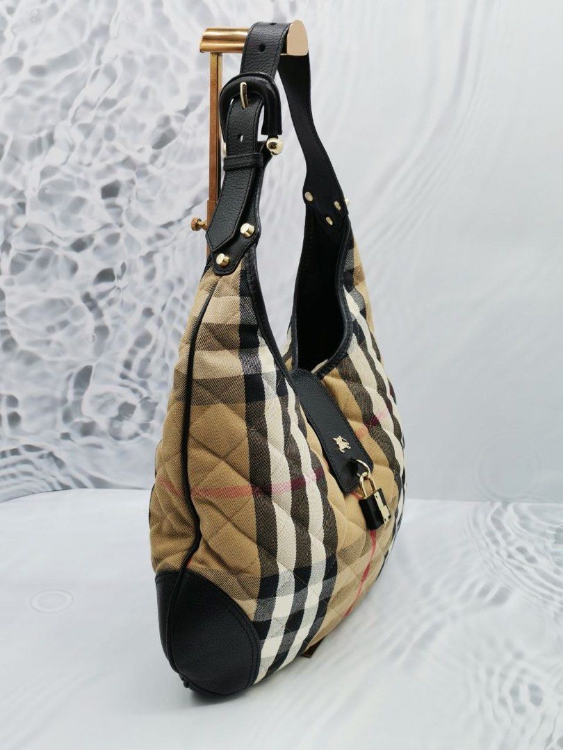 Burberry house check hobo deals