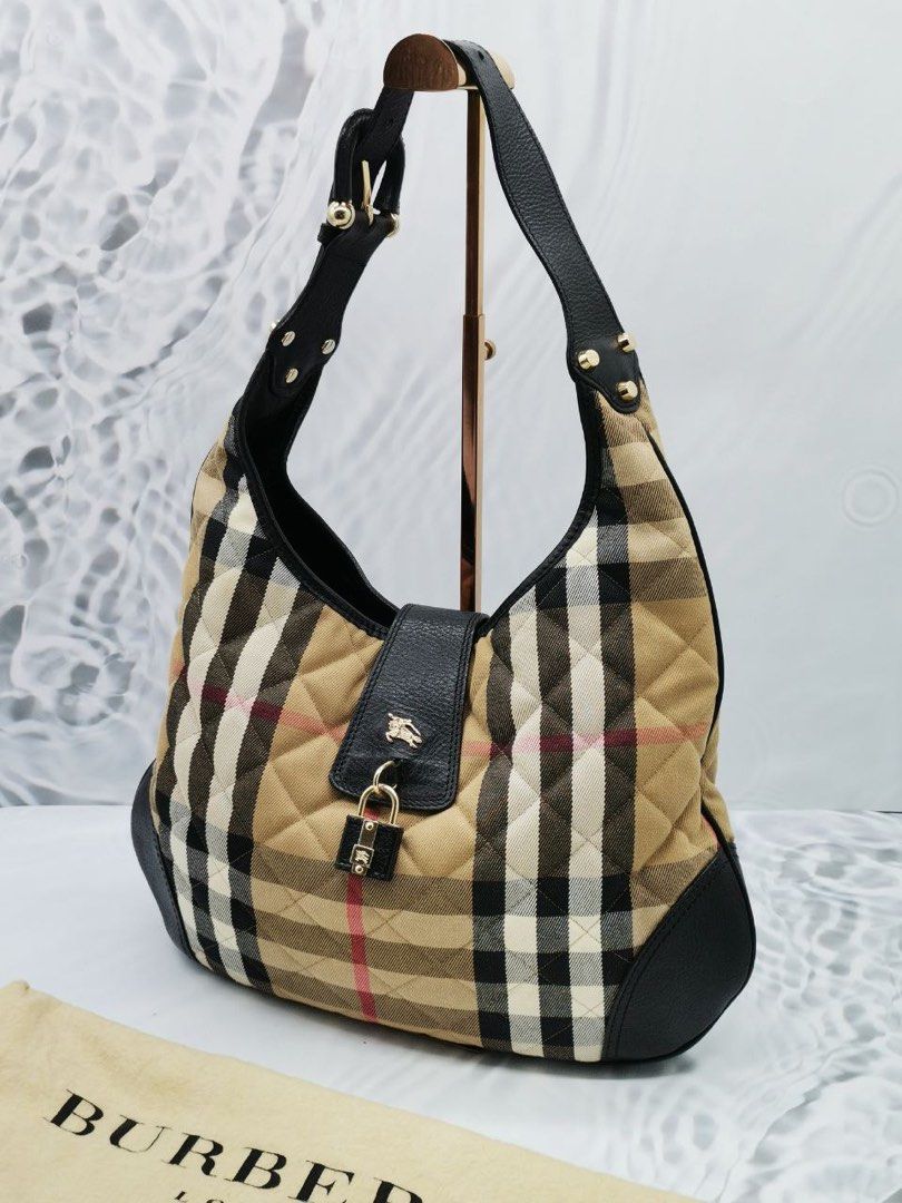 Burberry house outlet check hobo