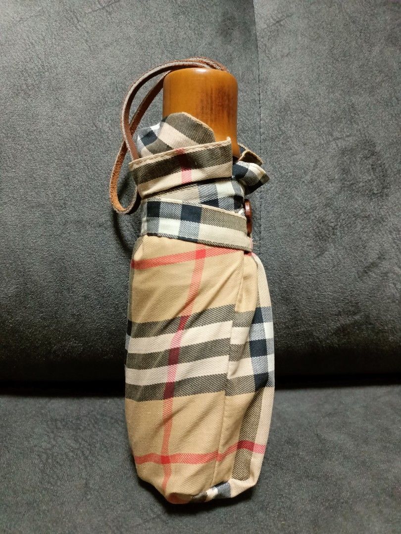 BURBERRY UMBRELLA
