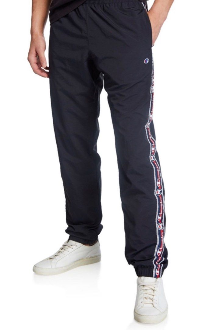 Champion joggers size L Men s Fashion Bottoms Joggers on Carousell
