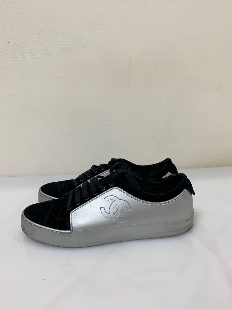 Chanel top sneakers 2017