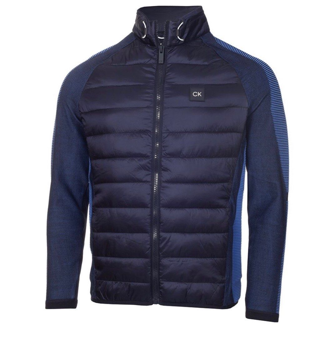 CK Outer Jacket （分類：外套及戶外衣服）位於 Hong Kong。 由 bonbonbc 提交（商品編號 1242312179，圖片 3）。簡介： CK 戶外夾綿外套 （購自英國🇬🇧）原價£199 = hk$1,800 Calvin Klein Dynamo Tech Knit Jacket - Navy/Ocean Blue。