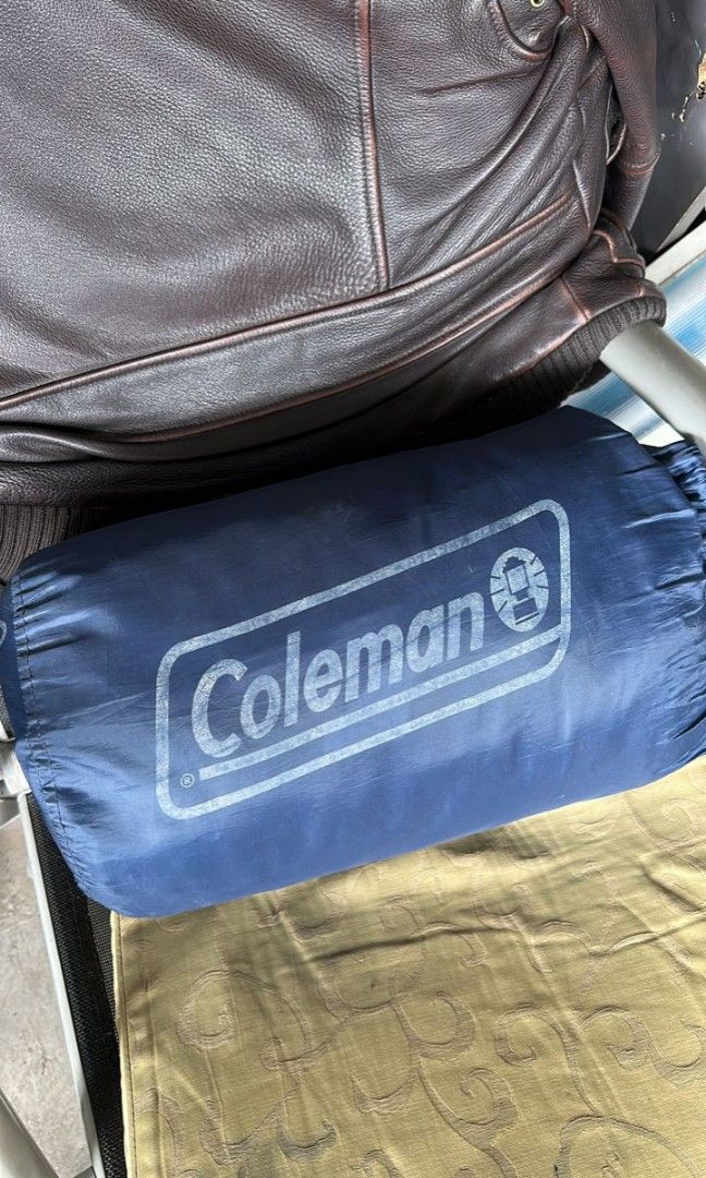 Coleman sleeping bag, Sports Equipment, Hiking & Camping on Carousell