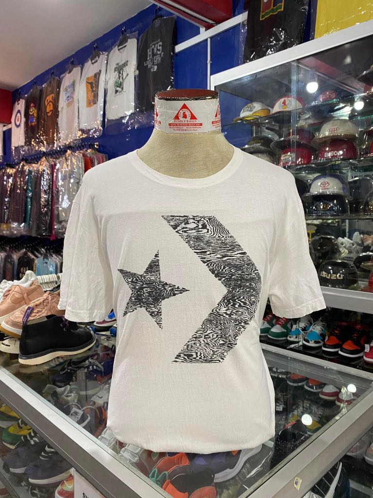 Converse one online star shirt