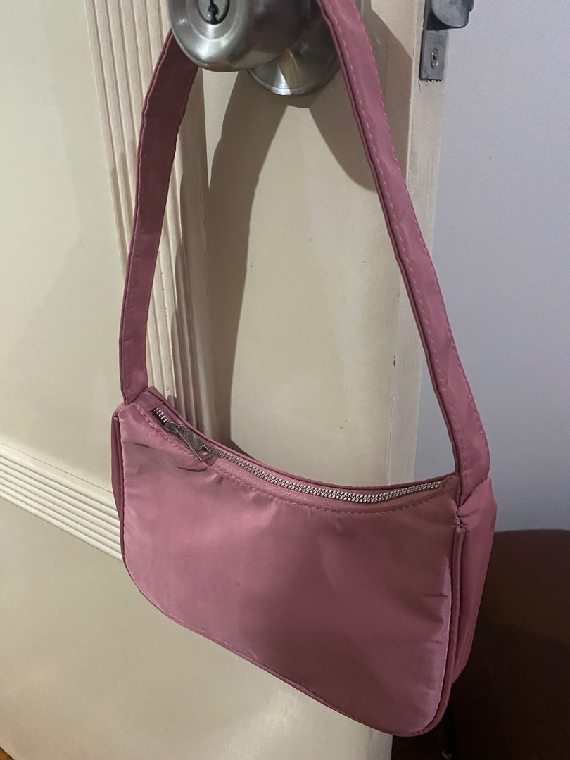 Cotton on deals nylon bag