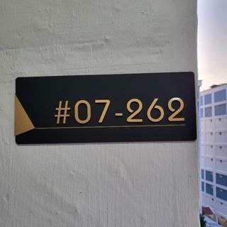 LeiDrail House Numbers Solar Powered Address Sign LED Illuminated Outdoor Metal Plaque Lighted Up for Home Yard Street