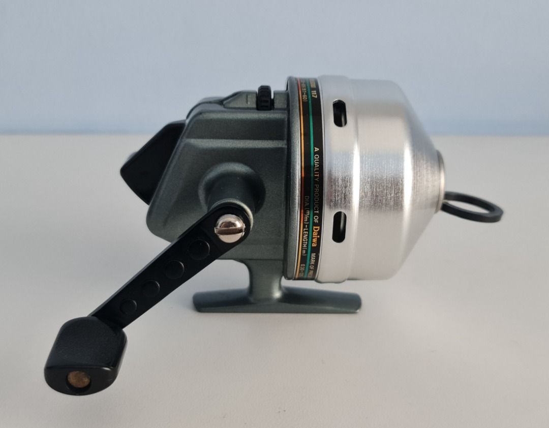 DAIWA spincast reel Made in Korea, Sports Equipment, Fishing on Carousell