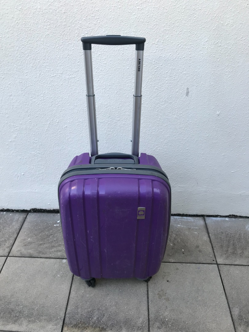 Delsey 20 inches 4 wheeler cabin luggage. In good condition,, Hobbies