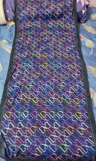 Ducks gen monogram shawl in black