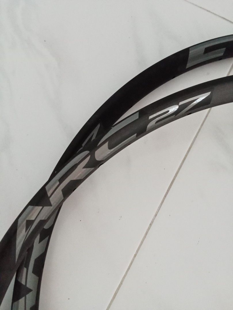 EASTON ARC 27 RIM x2
