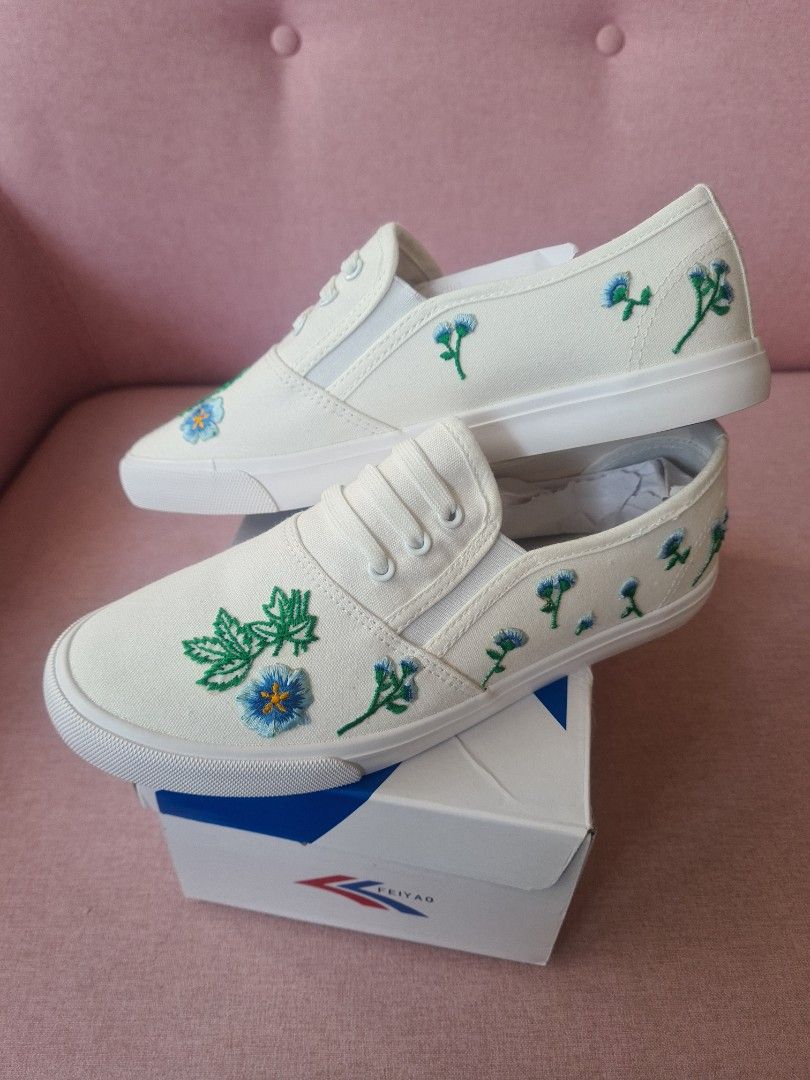 White canvas for best sale girls