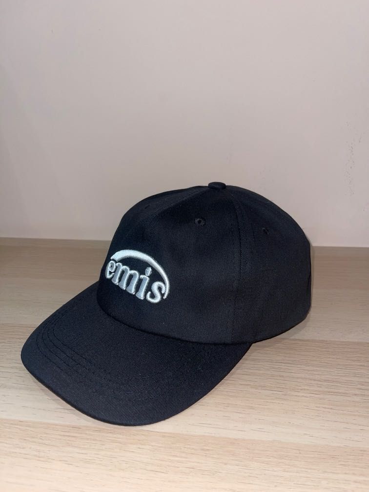 Emis cap (Category: Cap & Hats) located in Kuala Lumpur. Submitted by coolestisme (Listing ID 1242272869, Image 2). Description: .