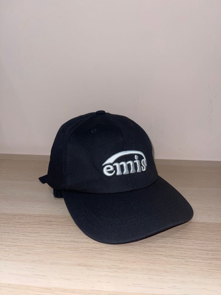 Emis cap (Category: Cap & Hats) located in Kuala Lumpur. Submitted by coolestisme (Listing ID 1242272869, Image 1). Description: .