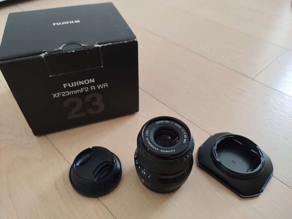 春のコレクション 【純正品部品付属】XF23mm WR R F2 レンズ(単焦点